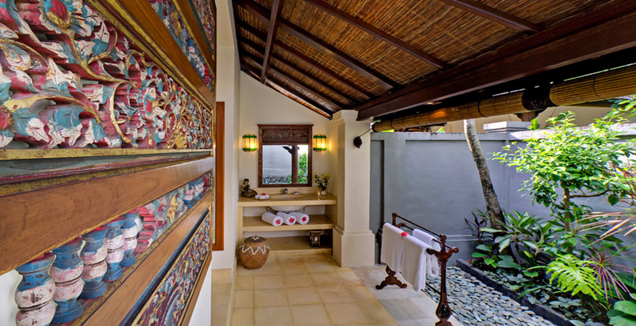 Exquisite 5-Star Luxury Retreat – Discover Bali Villa 1015