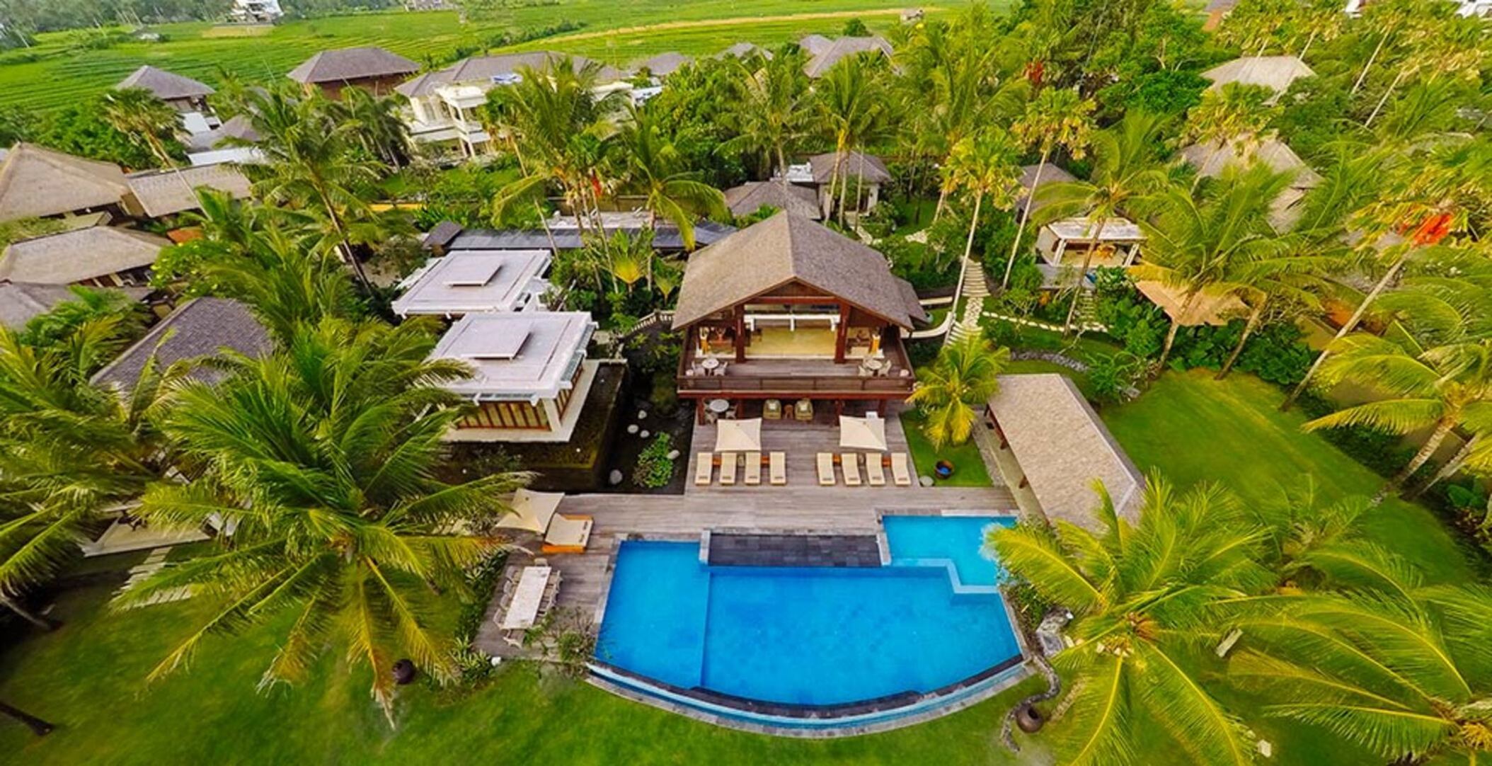 Secluded 5-Star Luxury by the Ocean – Bali Villa 1018