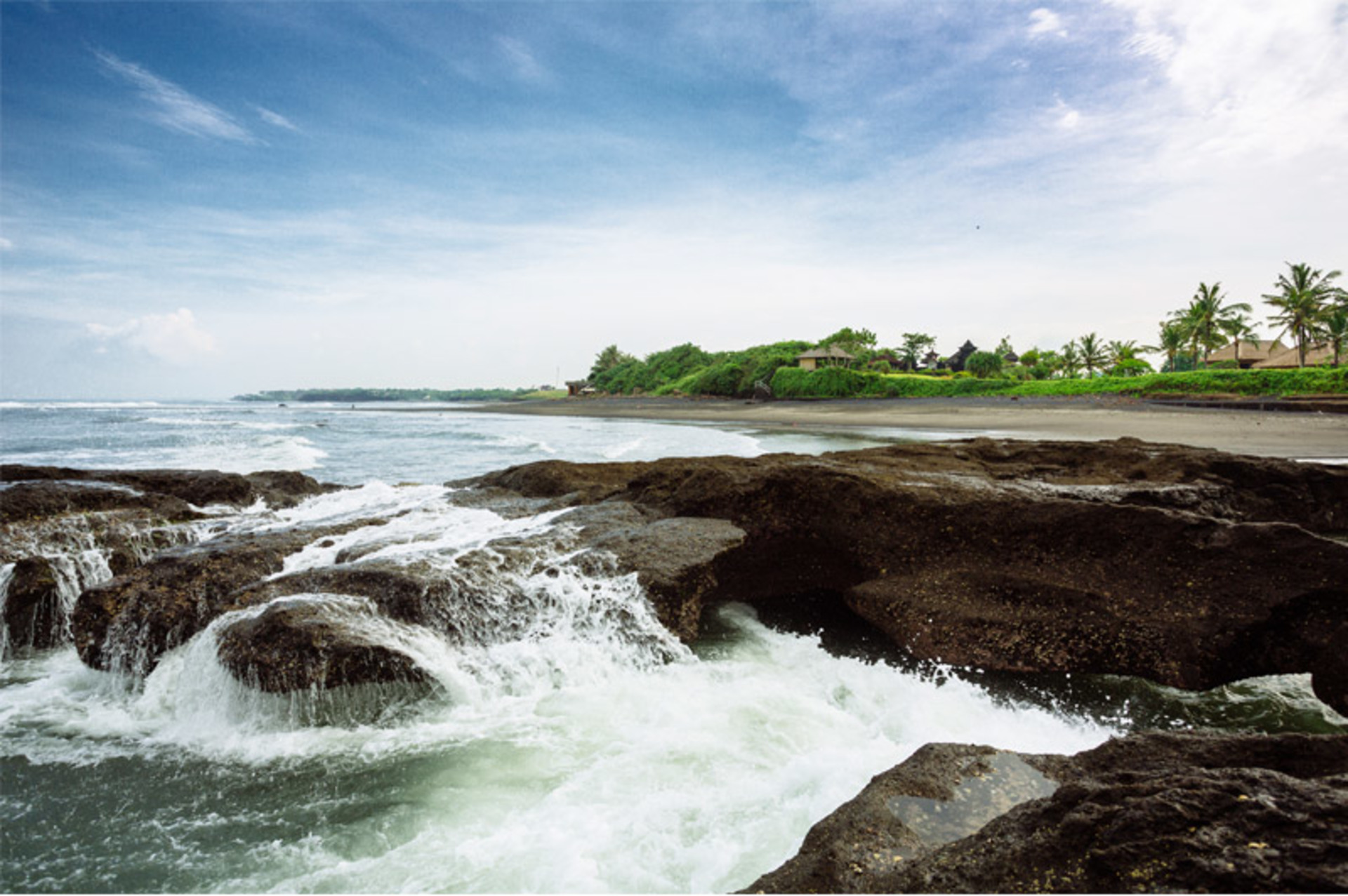 Secluded 5-Star Luxury by the Ocean – Bali Villa 1018