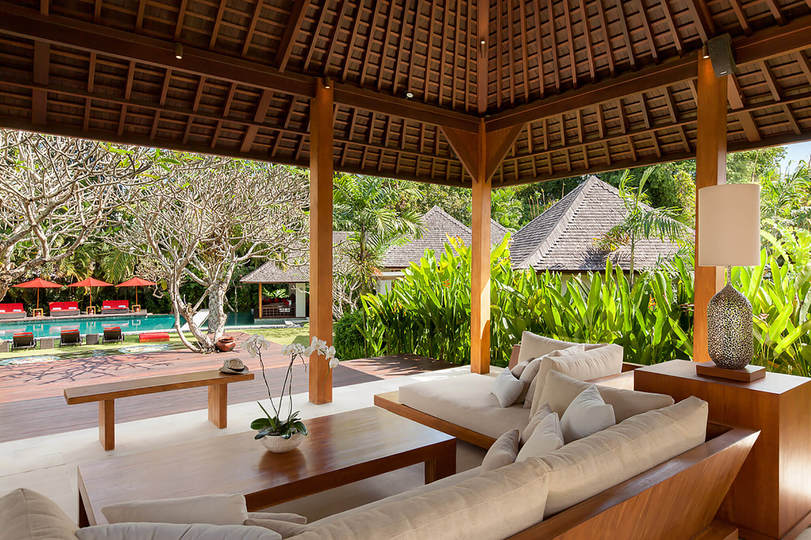 Bali Villa 1022: Your Private Oasis with Pool & Serenity