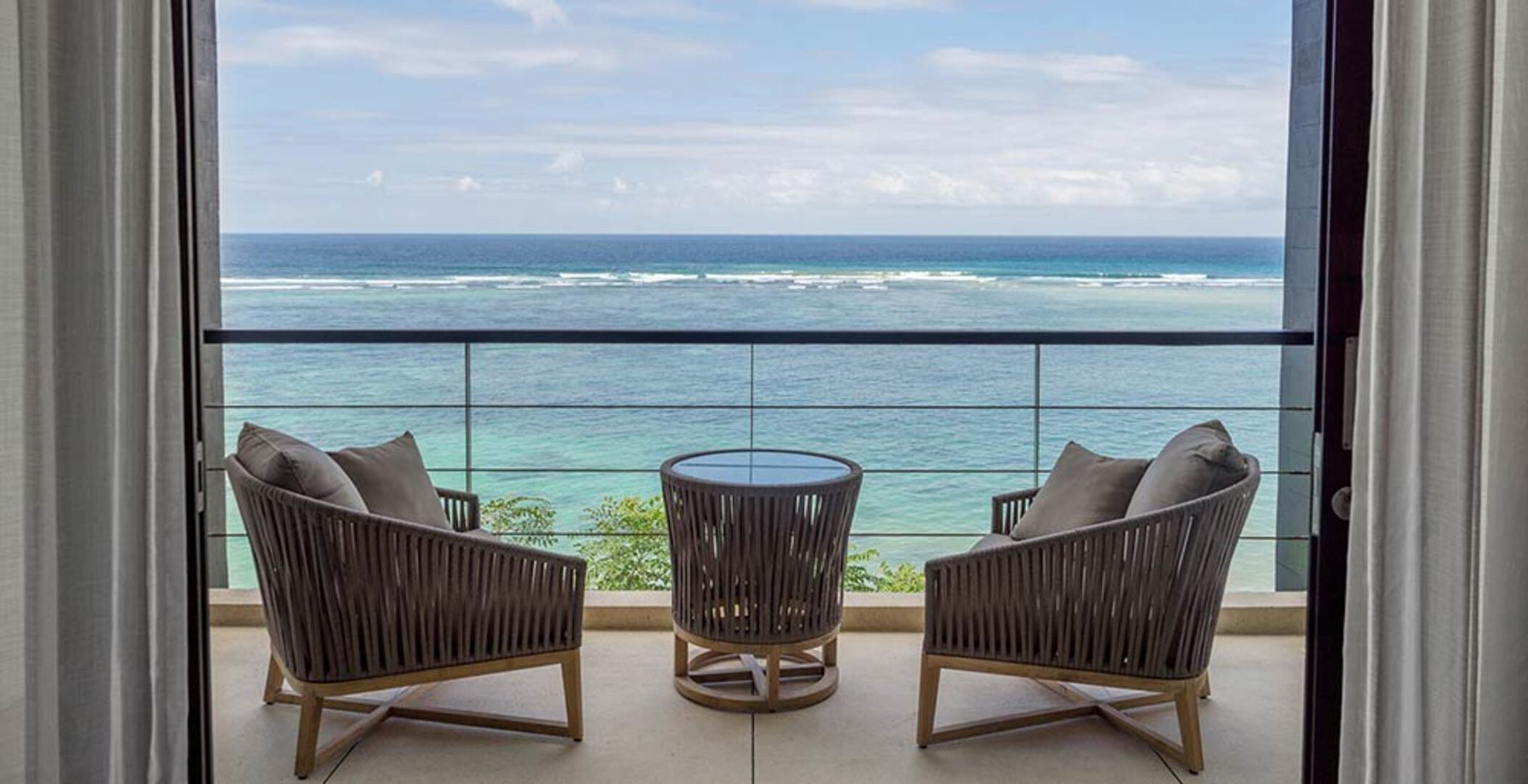 Ultimate 5-Star Hideaway with Ocean Views – Bali Villa 1027