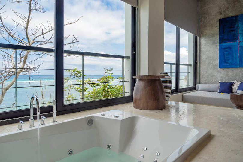 Ultimate 5-Star Hideaway with Ocean Views – Bali Villa 1027