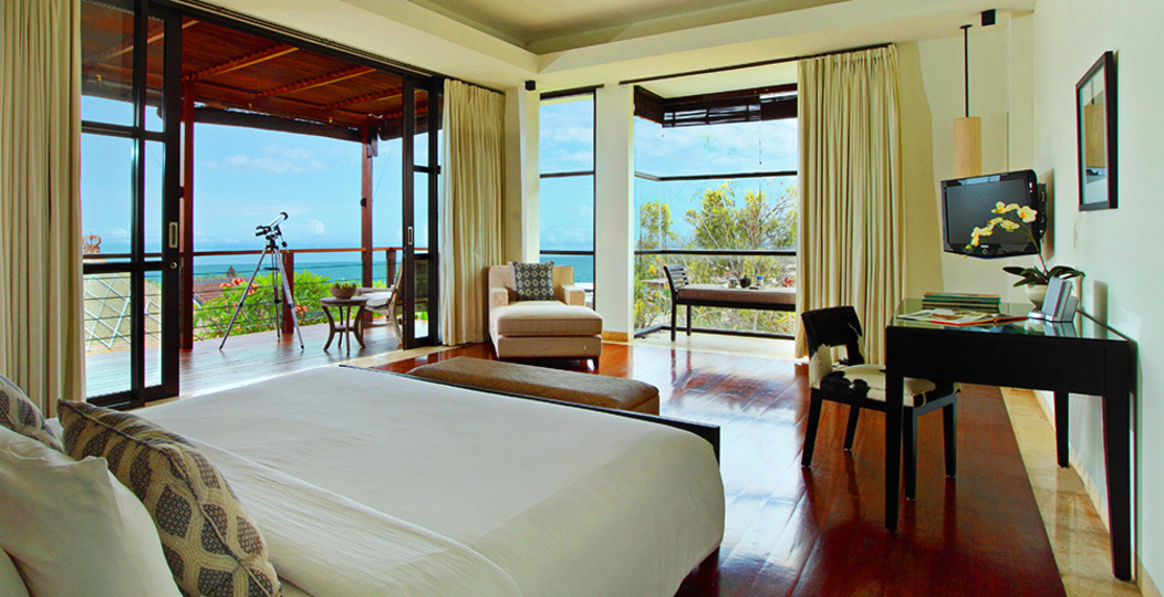Elegant Cliffside Villa with Breathtaking Views – Bali Villa 1031