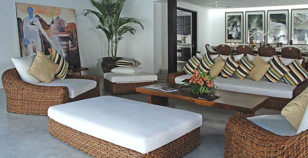 Luxury 5-Star Villa Steps from Echo Beach, Bali 1040
