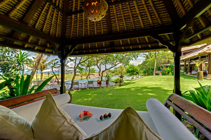 Elegant Beachfront Escape with Pool – Bali Villa 1046