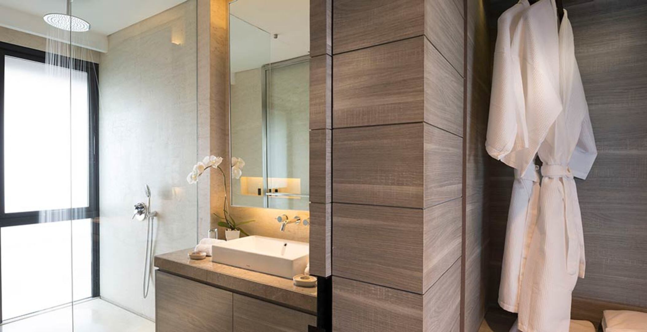 Exclusive Cliffside Retreat – Bali Villa 1083