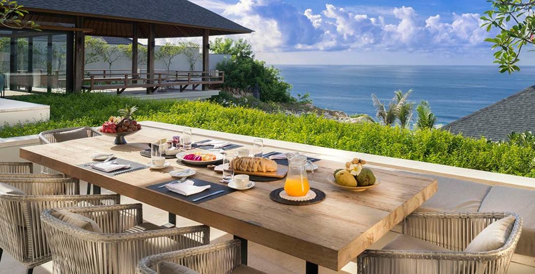Exclusive Cliffside Retreat – Bali Villa 1083
