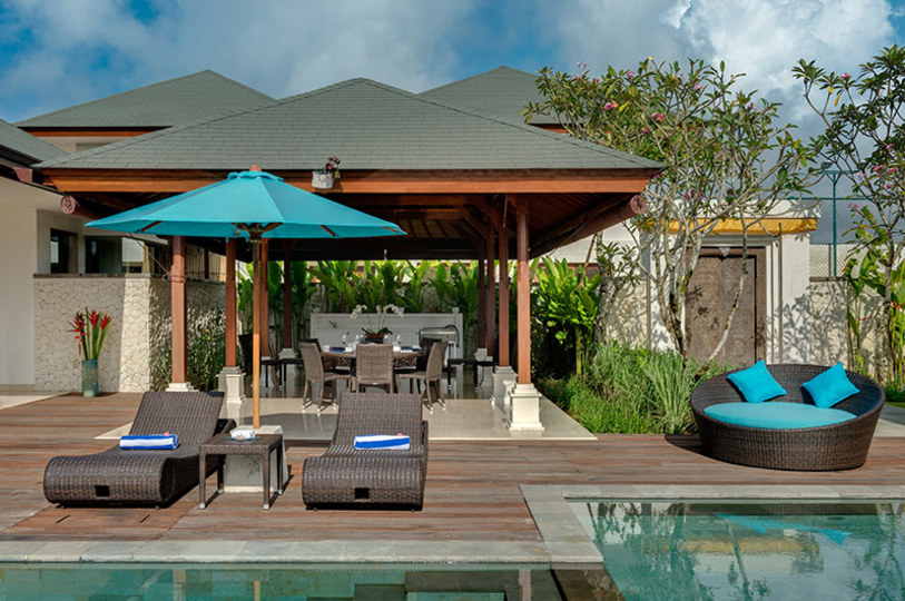 Clifftop Bliss with a Private Pool – Villa Maria 1107
