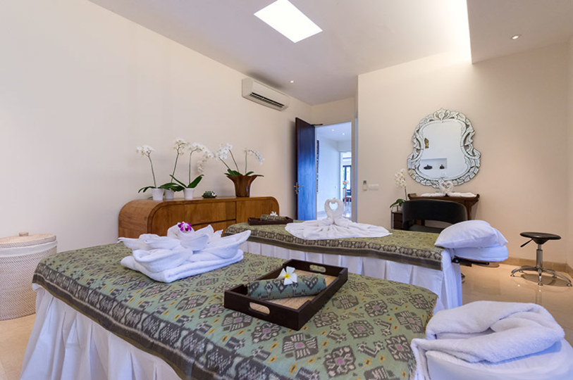 Cliffside Escape by the Sea - Bali Villa 1118