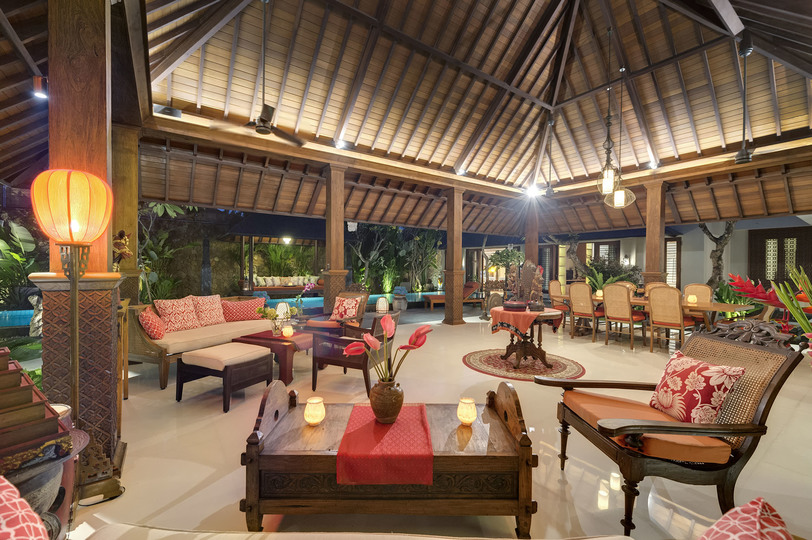 Serene luxury in lush gardens, Bali Villa 1124