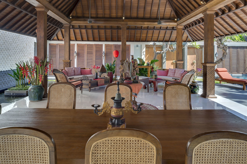Serene luxury in lush gardens, Bali Villa 1124