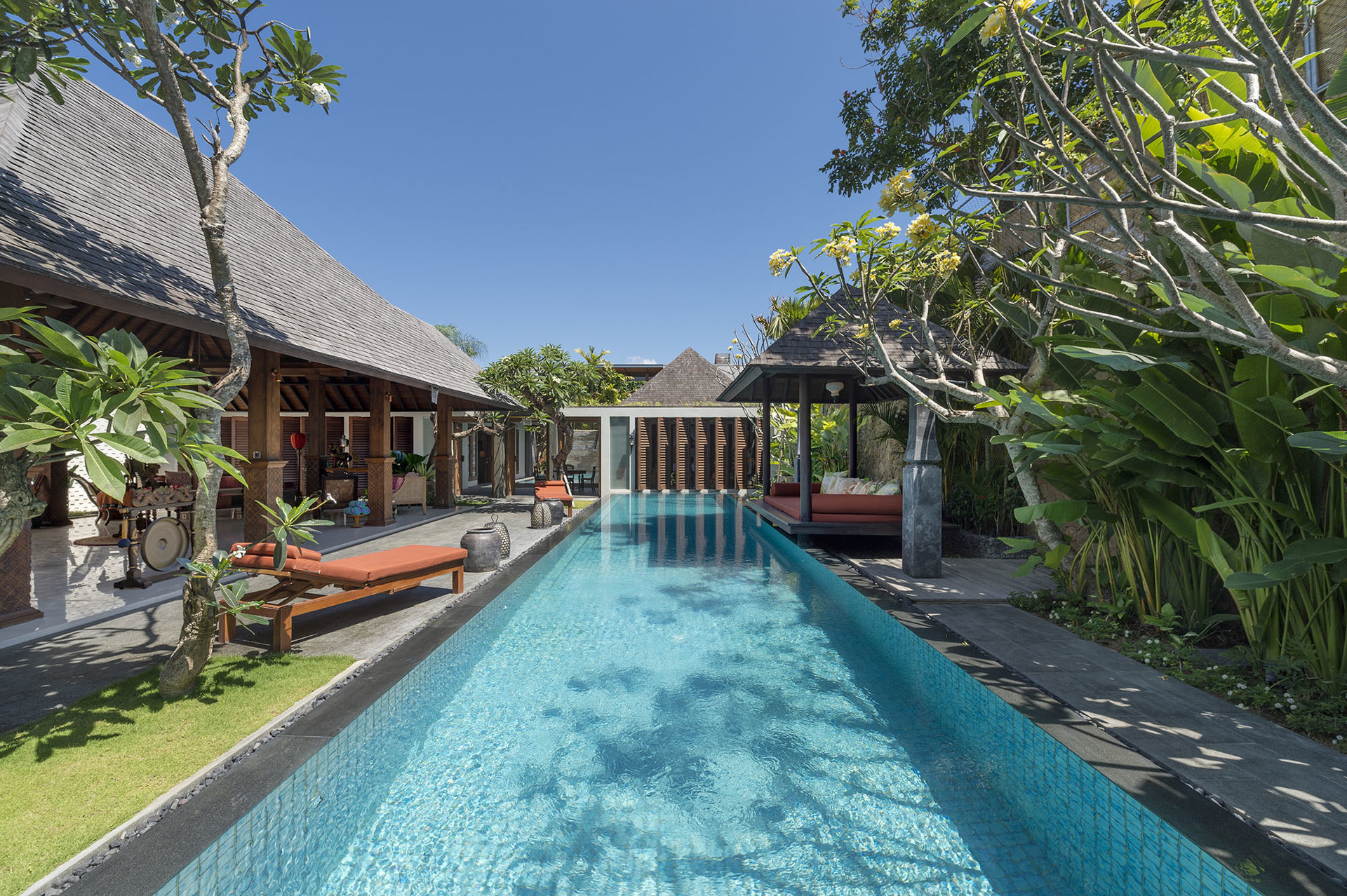 Serene luxury in lush gardens, Bali Villa 1124