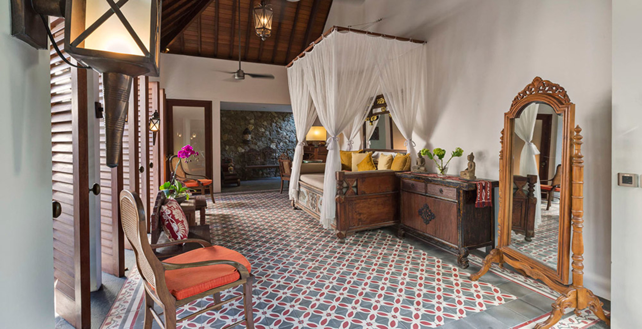 Serene luxury in lush gardens, Bali Villa 1124