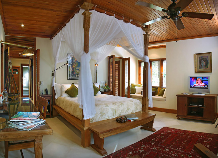 Serene luxury in lush gardens, Bali Villa 1124