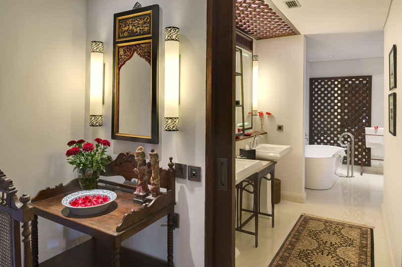 Serene luxury in lush gardens, Bali Villa 1124