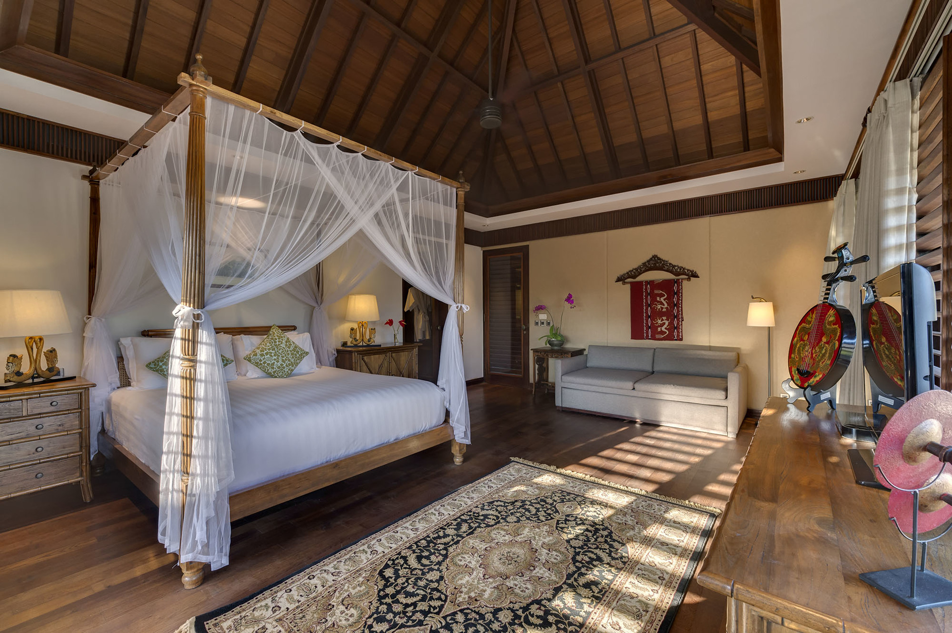 Serene luxury in lush gardens, Bali Villa 1124