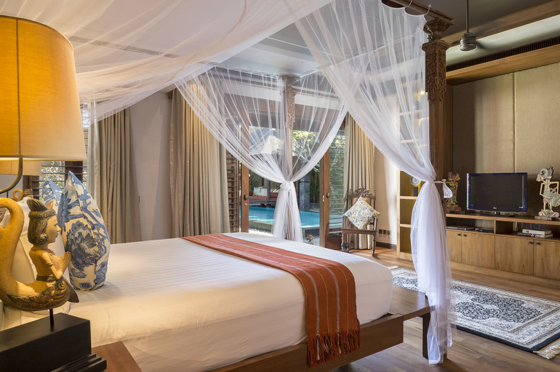 Serene luxury in lush gardens, Bali Villa 1124