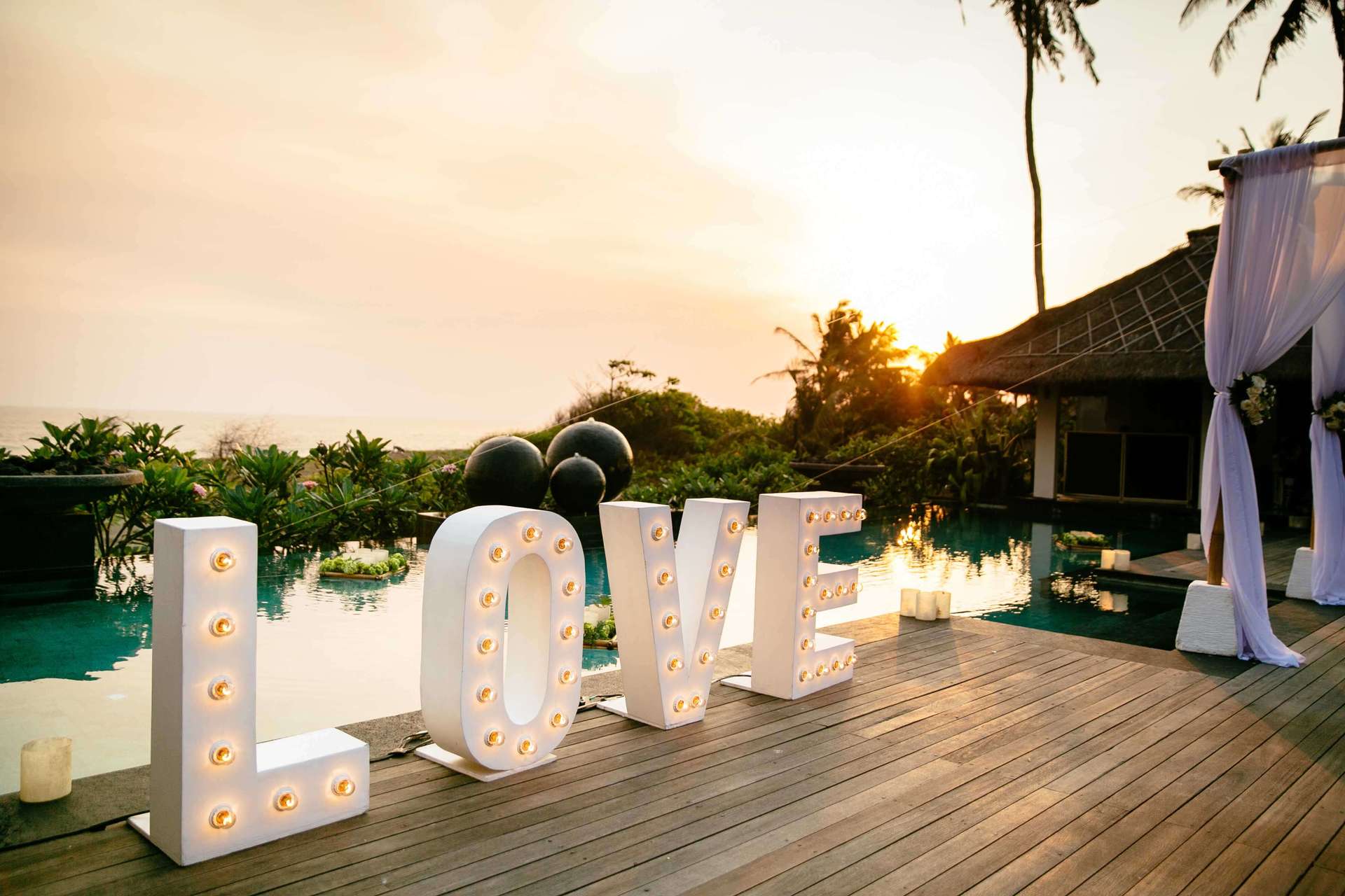 Rent a Luxury Villa in Bali Close to the Beach, Bali Villa 1130