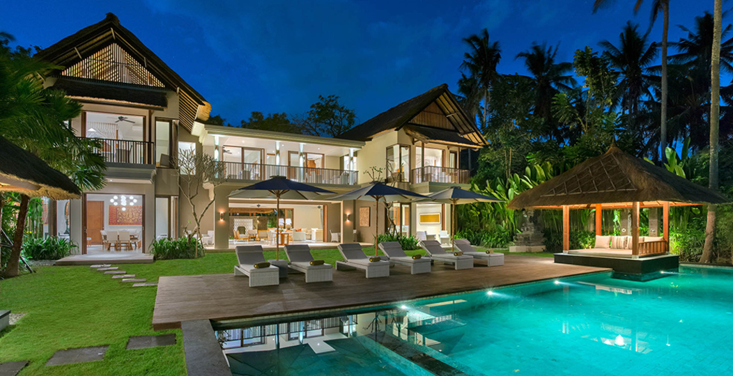 Rent a Luxury Villa in Bali Close to the Beach, Bali Villa 1130