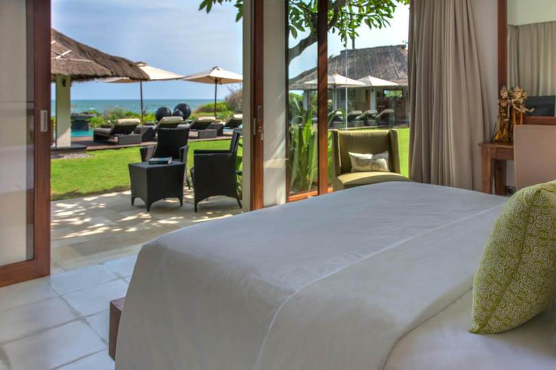 Rent a Luxury Villa in Bali Close to the Beach, Bali Villa 1130