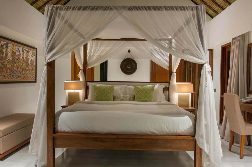 Rent a Luxury Villa in Bali Close to the Beach, Bali Villa 1130