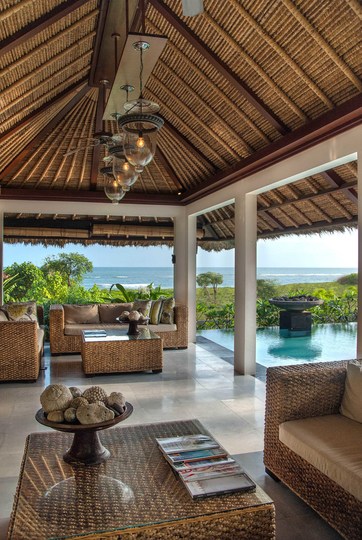 Rent a Luxury Villa in Bali Close to the Beach, Bali Villa 1130