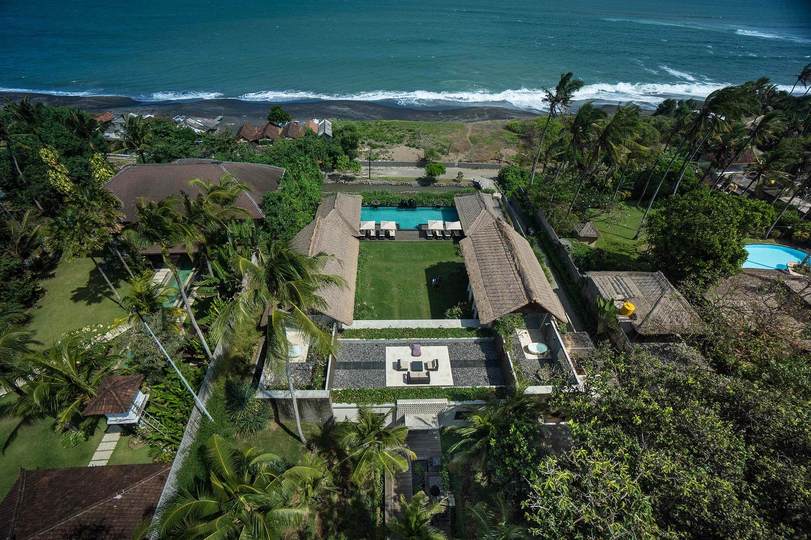 Rent a Luxury Villa in Bali Close to the Beach, Bali Villa 1130