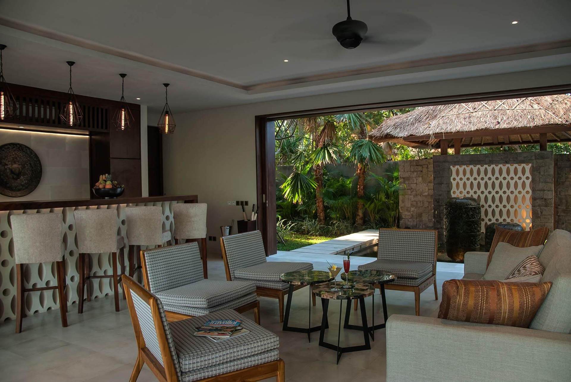 Rent a Luxury Villa in Bali Close to the Beach, Bali Villa 1130