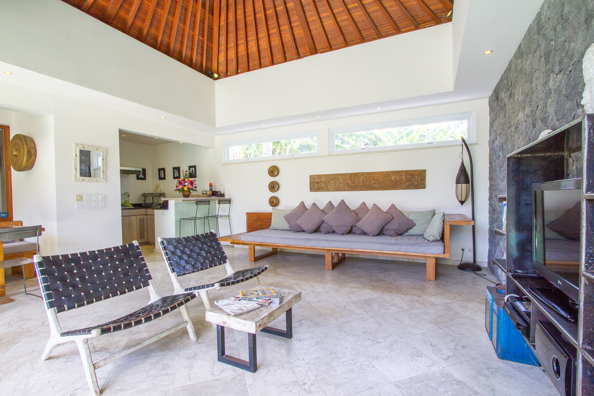 Luxury 2-Bedroom Villa Near Seminyak's Attractions, Bali Villa 1147