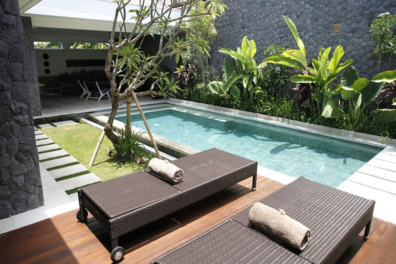 Luxury 2-Bedroom Villa Near Seminyak's Attractions, Bali Villa 1147