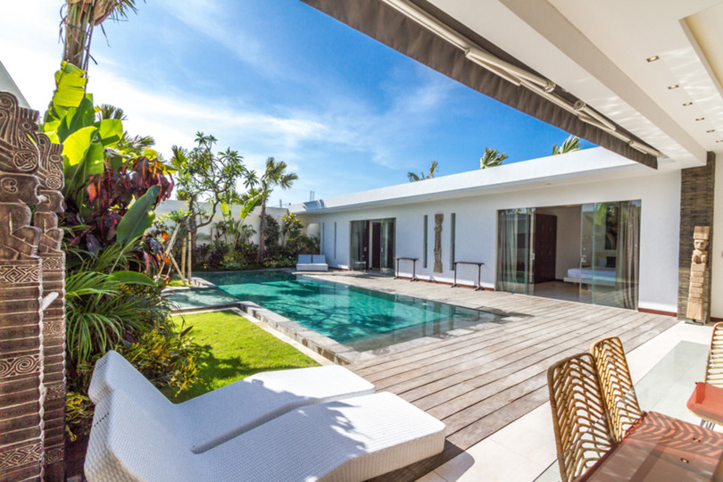 5 Star Private Villa in Seminyak at an Affordable Rate, Bali Villa 1155