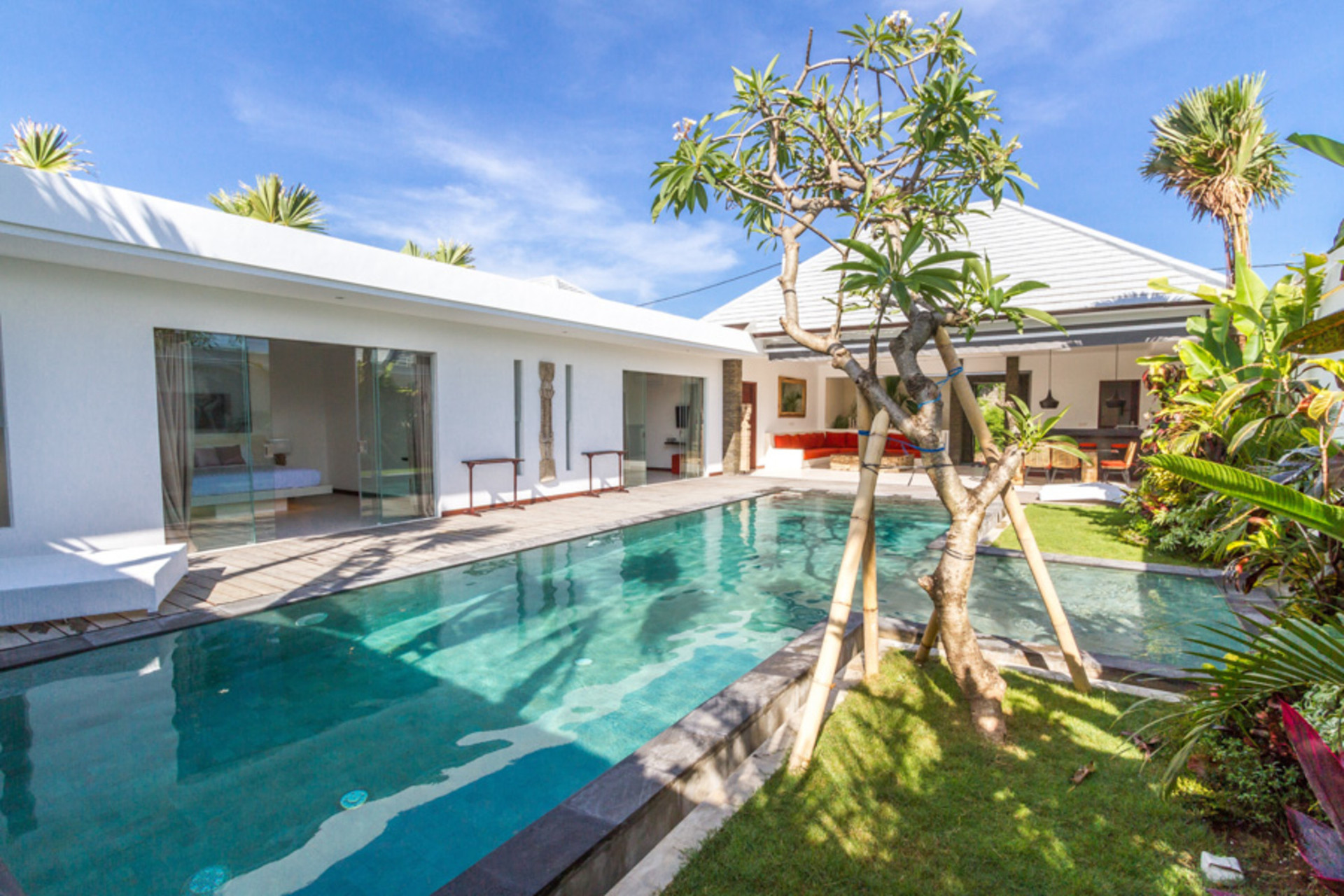 5 Star Private Villa in Seminyak at an Affordable Rate, Bali Villa 1155