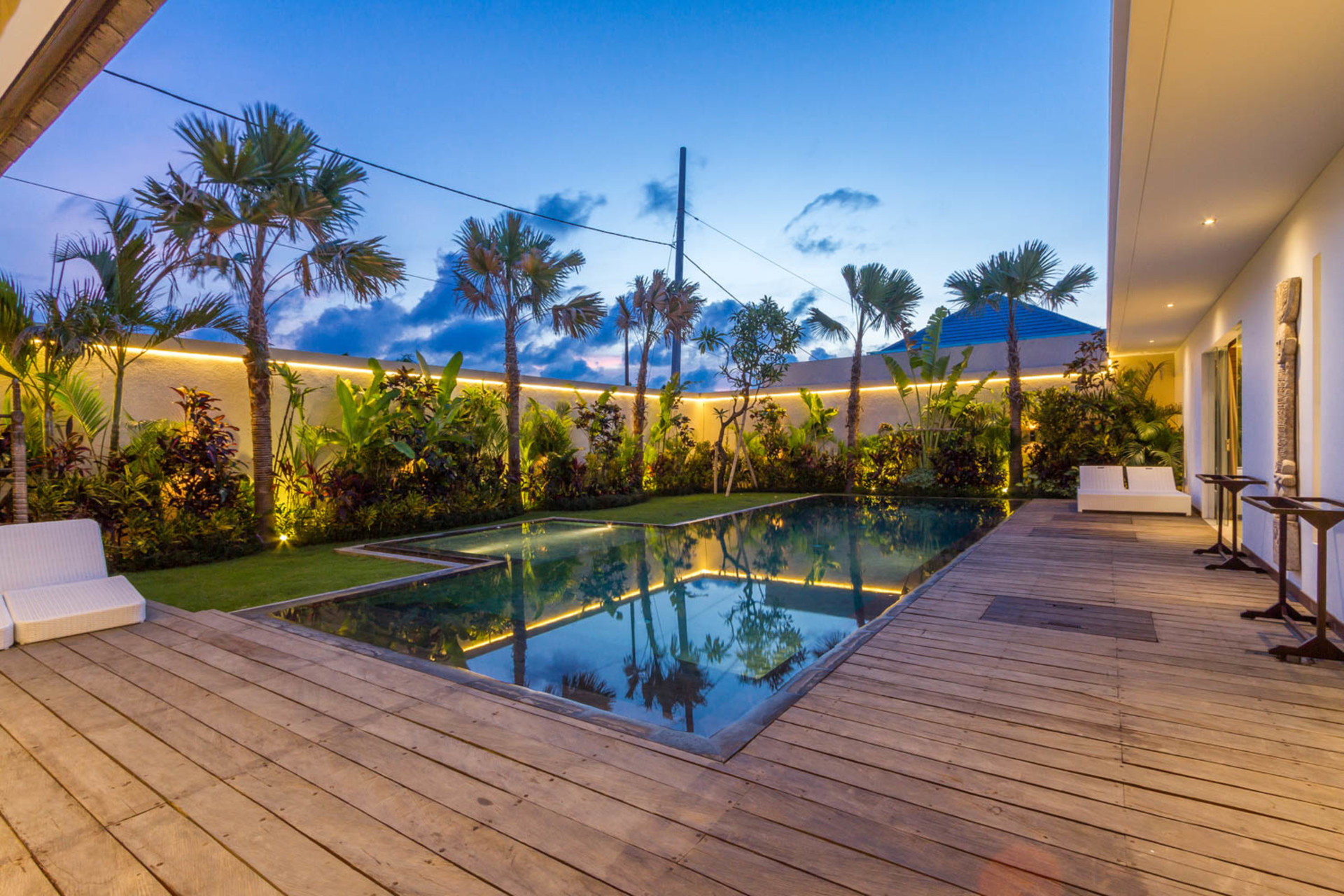 5 Star Private Villa in Seminyak at an Affordable Rate, Bali Villa 1155