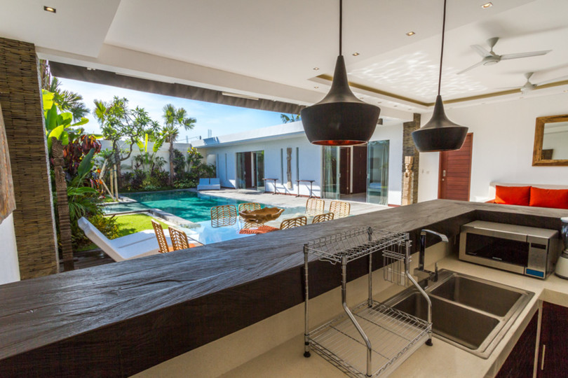 5 Star Private Villa in Seminyak at an Affordable Rate, Bali Villa 1155