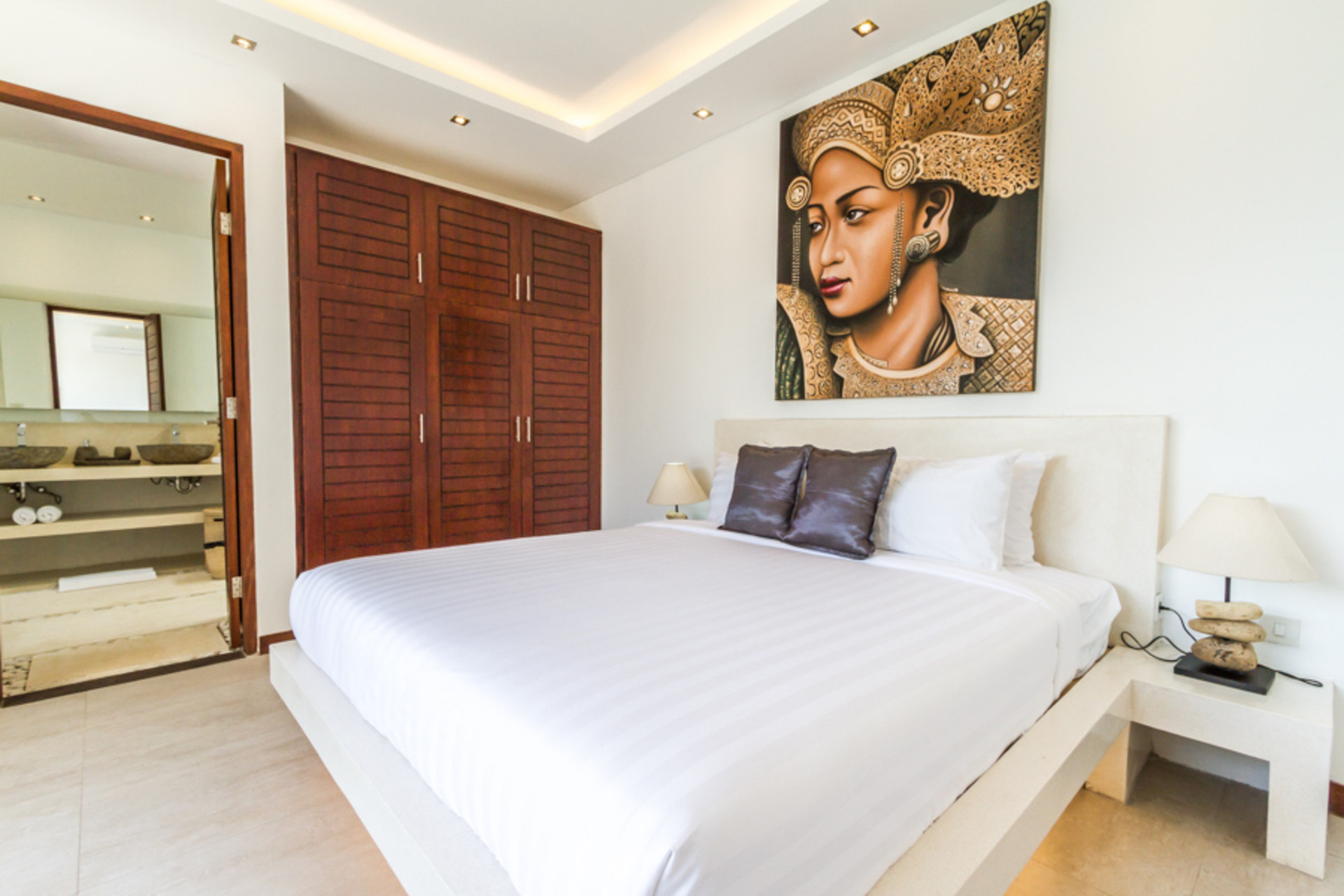 5 Star Private Villa in Seminyak at an Affordable Rate, Bali Villa 1155