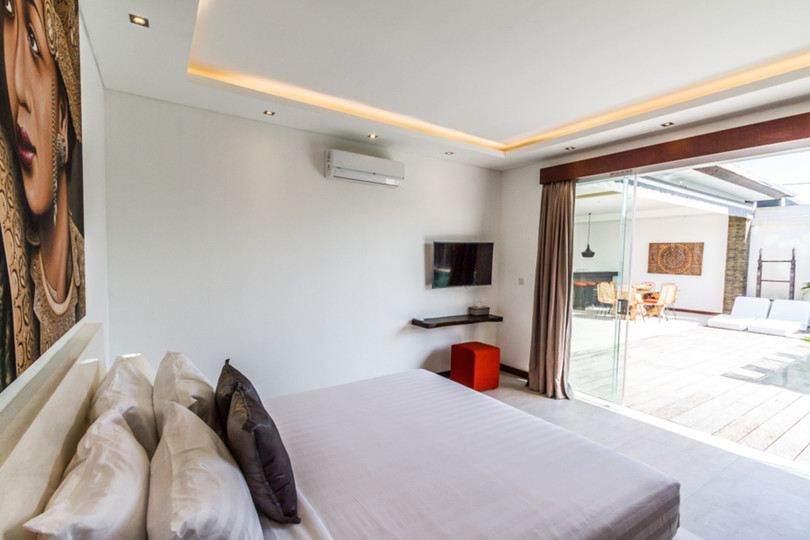5 Star Private Villa in Seminyak at an Affordable Rate, Bali Villa 1155