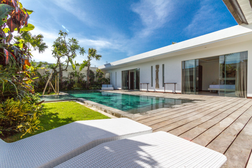 5 Star Private Villa in Seminyak at an Affordable Rate, Bali Villa 1155