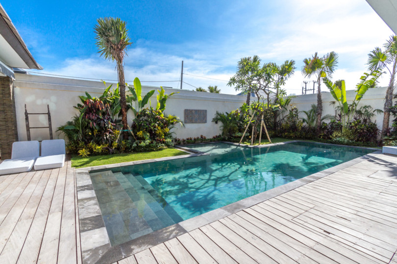 5 Star Private Villa in Seminyak at an Affordable Rate, Bali Villa 1155