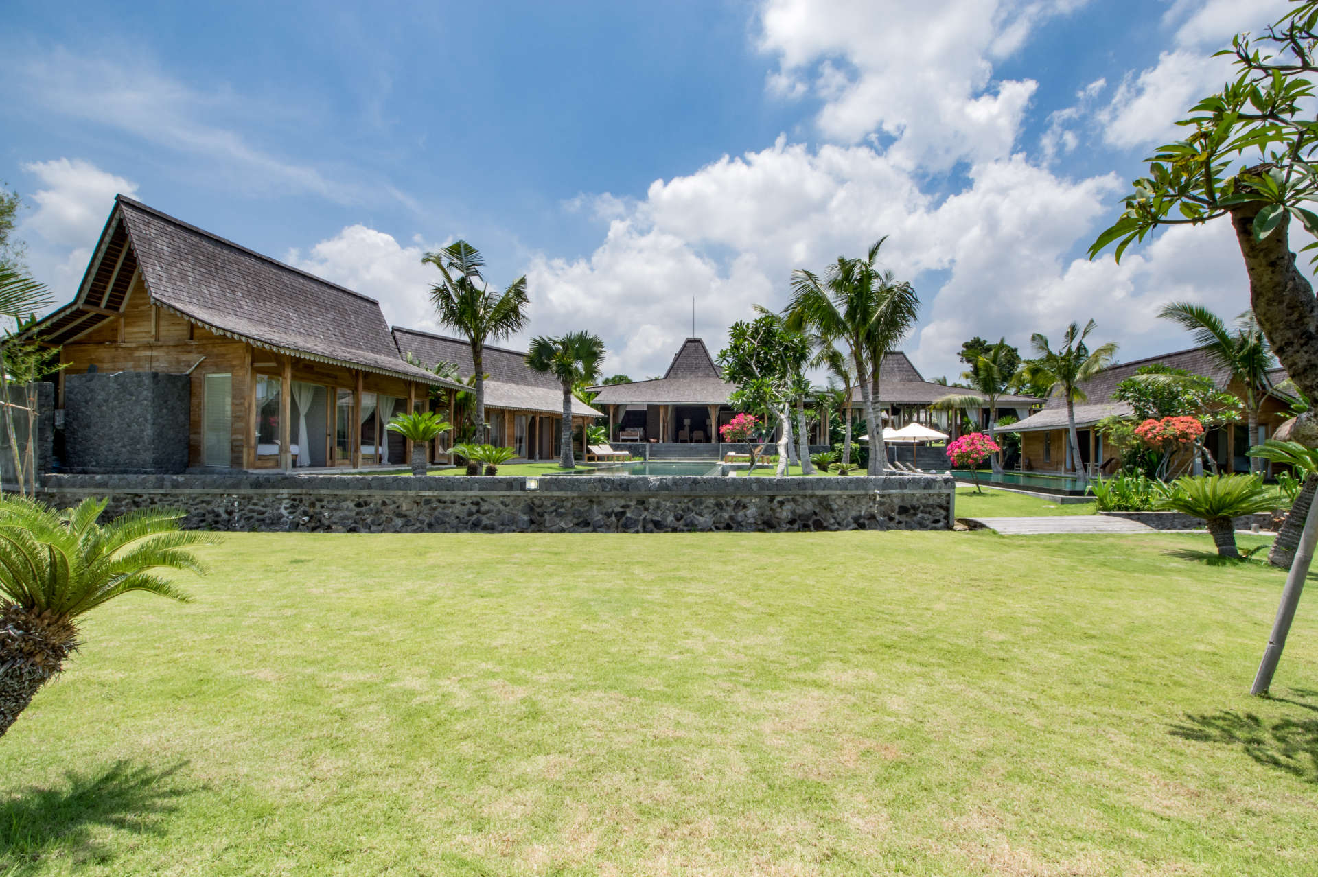 Enjoy a Holiday of a Lifetime Renting Your Own 5 Star Private Villa at the Best Rate in Kerobokan, Villa Bali 2008