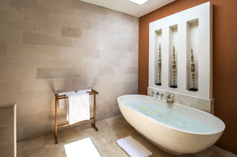 Luxury 7 Bedroom Villa in Seminyak with Private Pool, Bali Villa 2071