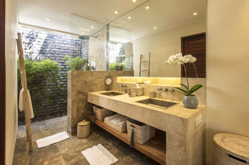 Luxury 7 Bedroom Villa in Seminyak with Private Pool, Bali Villa 2071