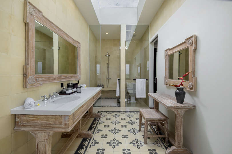 Beautiful 5 Star Villa in Prime Umalas Location, Bali Villa 2076
