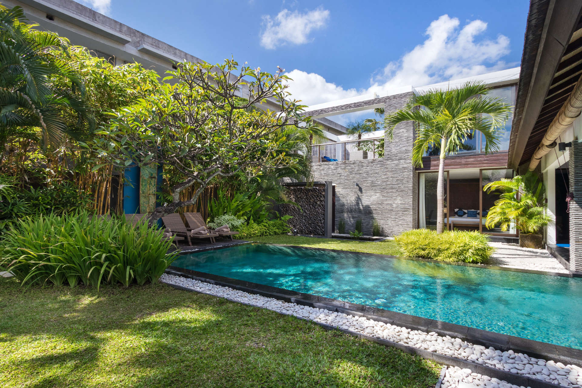 5 Star Villa in Bali, Minutes from the Beach, Bali Villa 2080