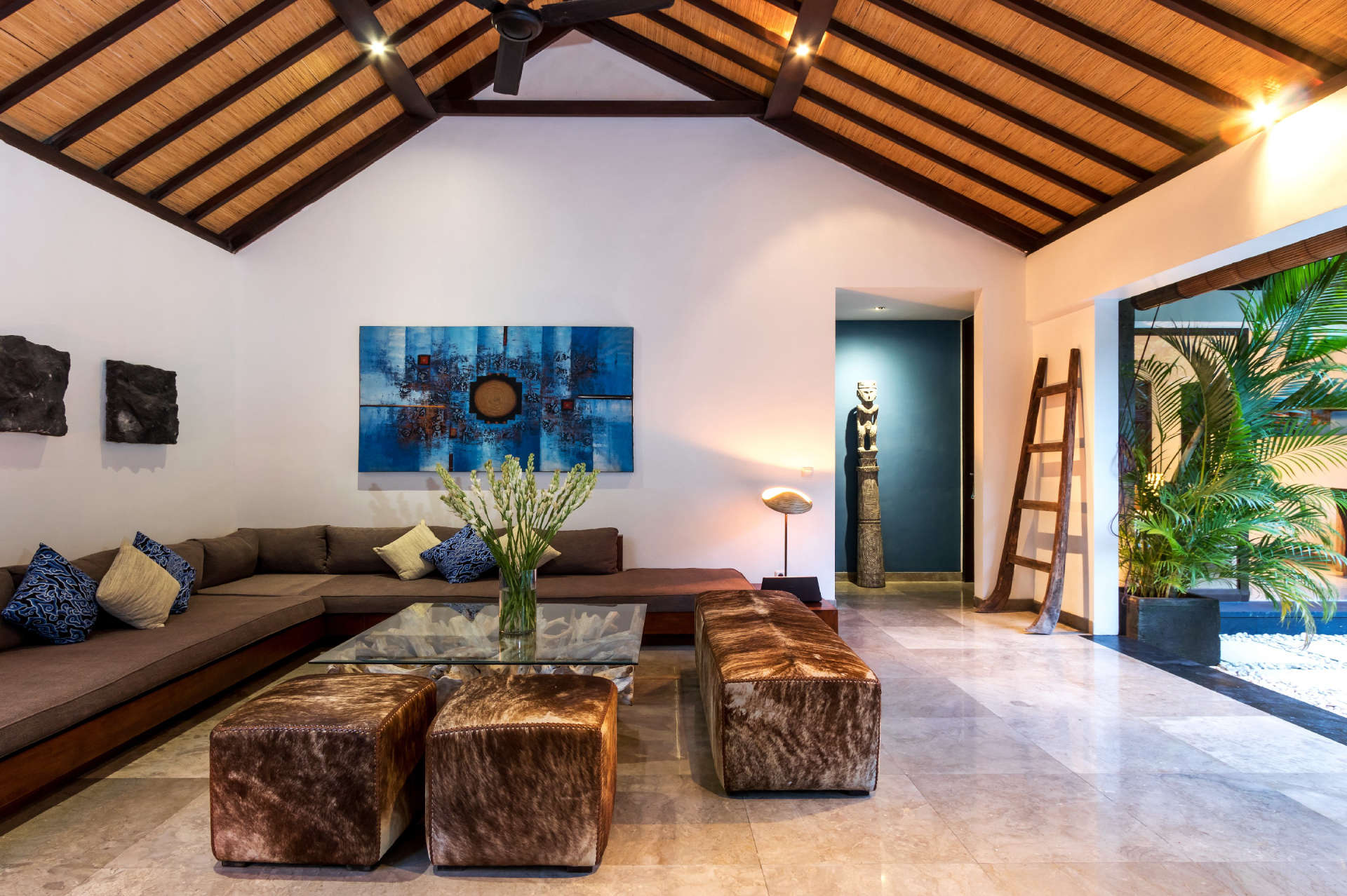 5 Star Villa in Bali, Minutes from the Beach, Bali Villa 2080