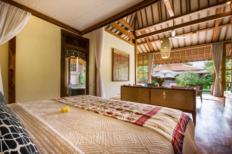 5 Star Villa in Bali, Minutes from the Beach, Bali Villa 2083