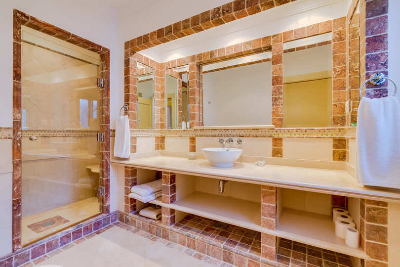 5 Star Villa Hibiscus - Quinta Verde Retreat