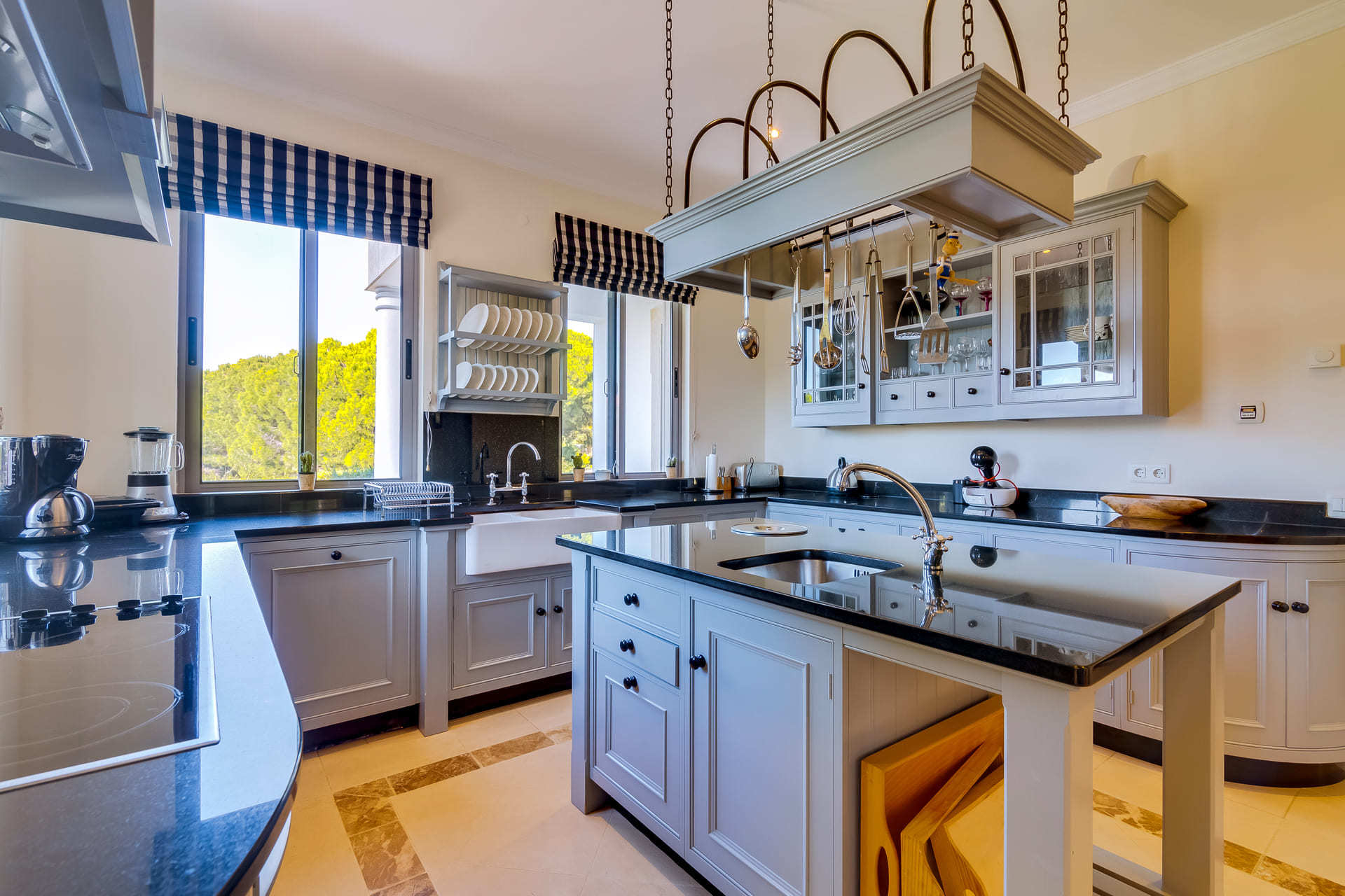 5 Star Villa Hibiscus - Quinta Verde Retreat