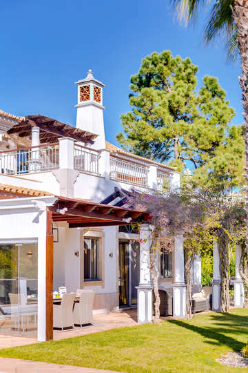 5 Star Villa Hibiscus - Quinta Verde Retreat