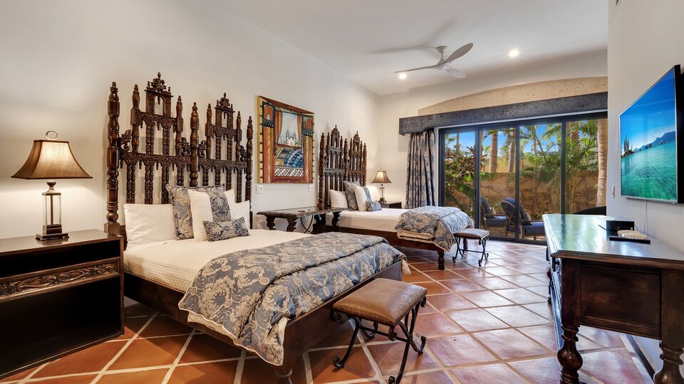 Picture Relaxing Beside Your Private Pool in Cabo San Lucas Reading Your Favourite Book, Cabo San Lucas Villa 1028