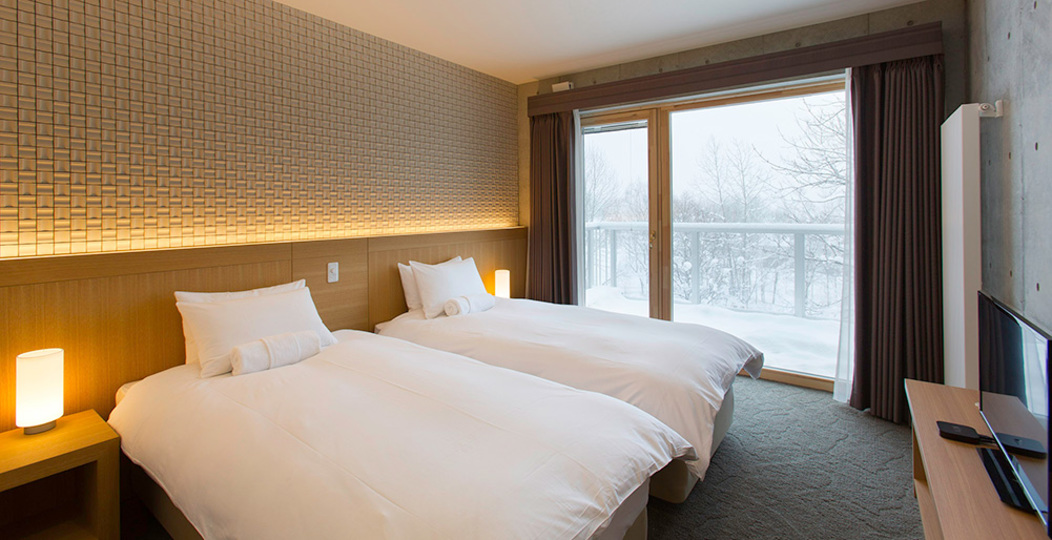 Luxury 4 Bed Holiday Chalet in Hirafu, Niseko Chalet 1010